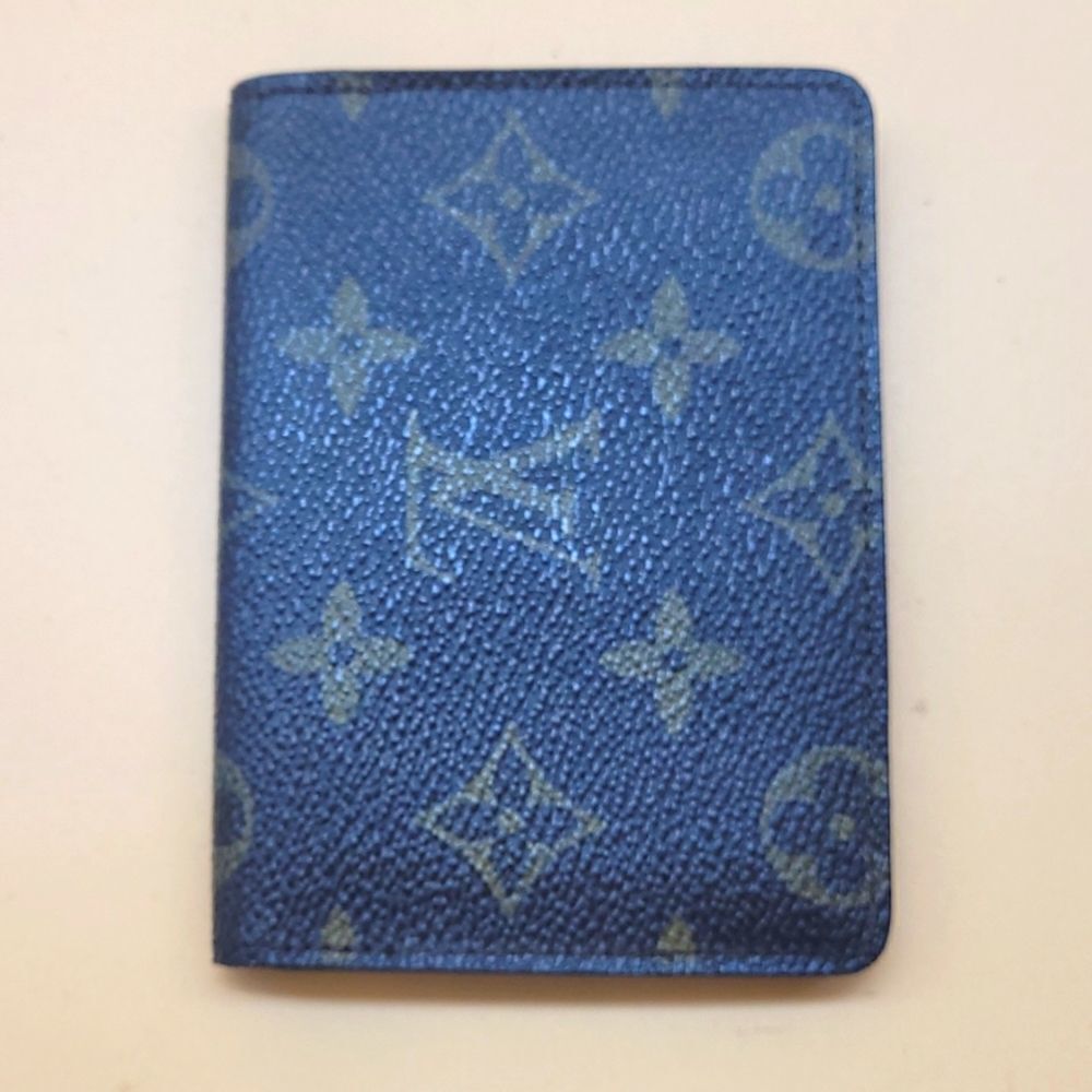 Authentic Louis Vuitton Monogram Card Wallet